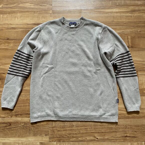 Patagonia Other - PATAGONIA L Gray Striped LS Crewneck Knit Sweater Lambswool Preppy Ski Outdoors